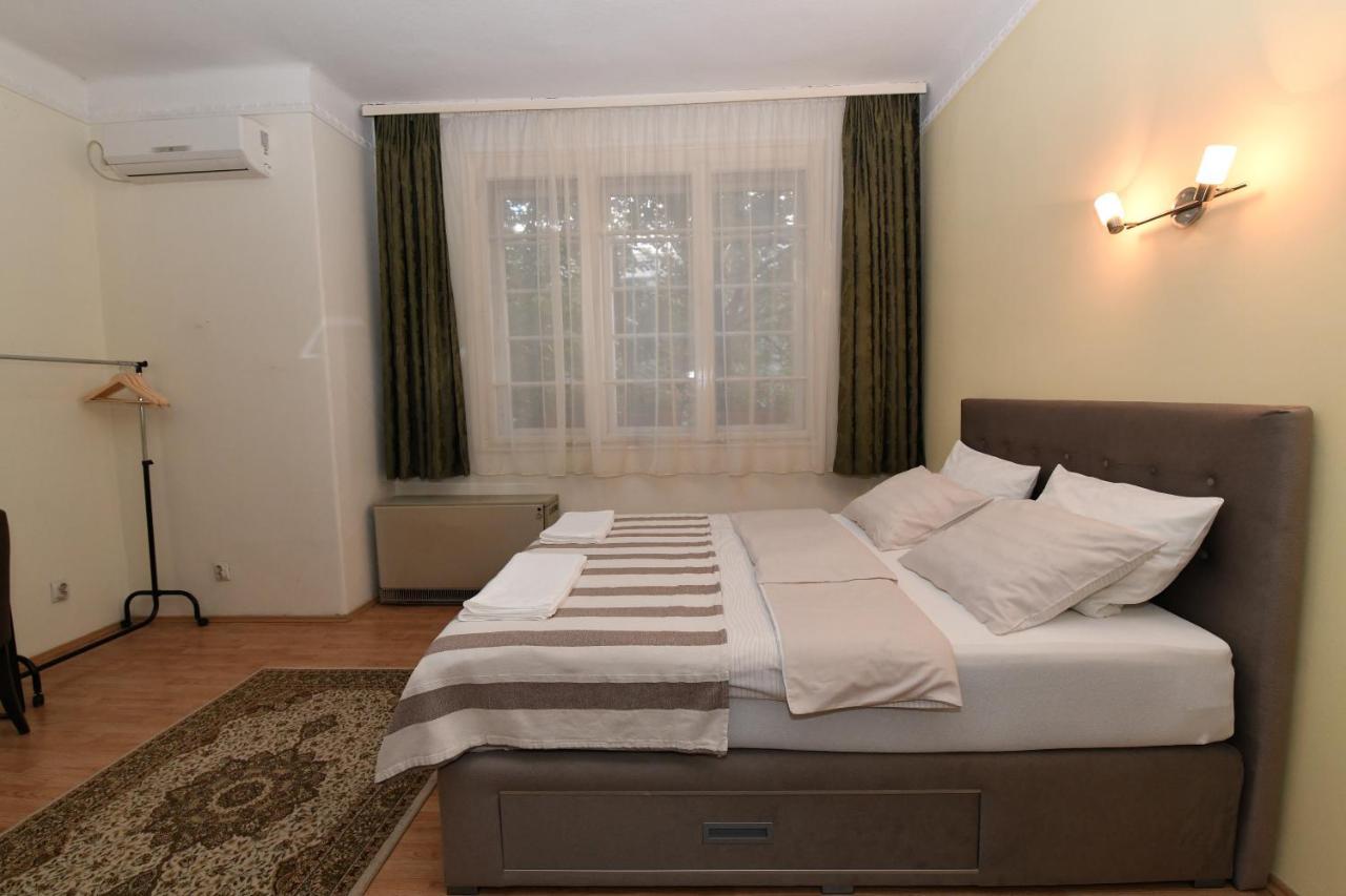 Apartment Nikola Belgrad Exteriör bild