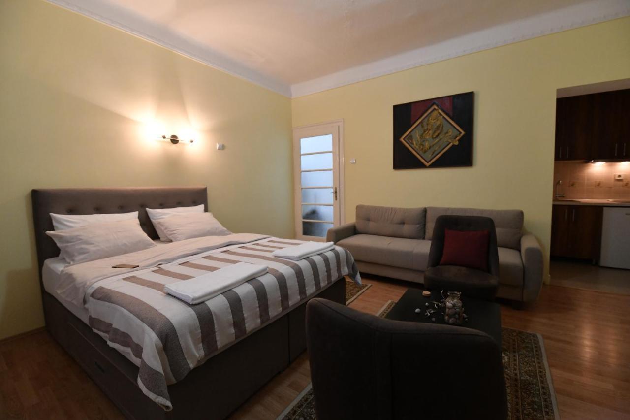Apartment Nikola Belgrad Exteriör bild