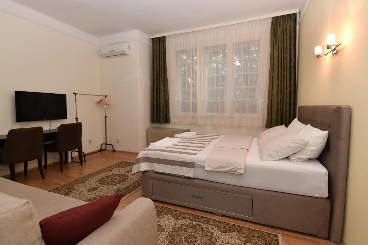 Apartment Nikola Belgrad Exteriör bild