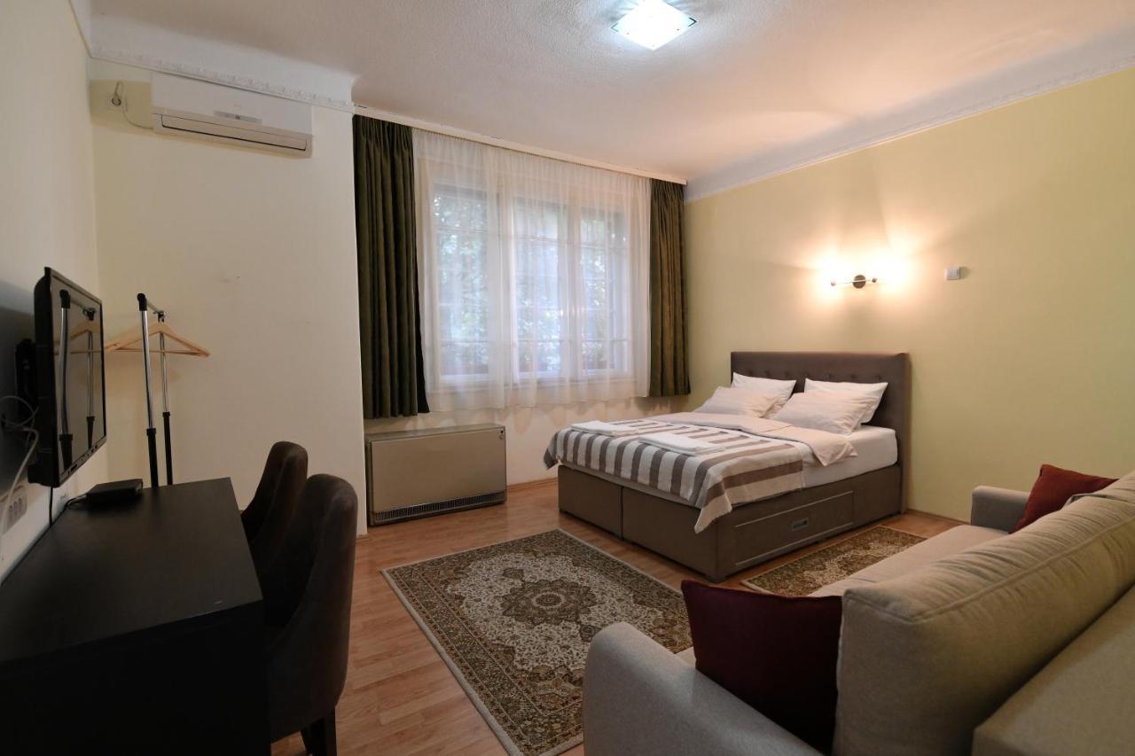 Apartment Nikola Belgrad Exteriör bild